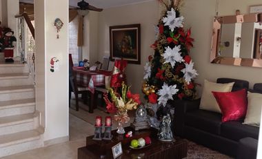 VENDO CASA EN CONJUNTO COLINA CAMPESTRE EN CAÑAVERAL EN FLORIDABLANCA