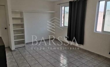 Venta Amplia Casa en Portal de Cumbres