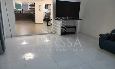 Venta Amplia Casa en Portal de Cumbres