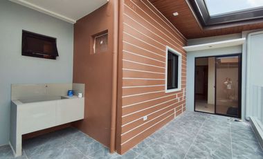 Santa Mesa Manila For Sale 4 Storey Townhouse 3 Car Garage near Lourdes Hospital rg