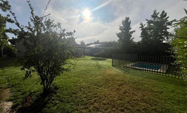 HERMOSA CASA EN LINDEROS BUIN