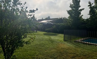 HERMOSA CASA EN LINDEROS BUIN