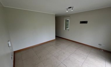 HERMOSA CASA EN LINDEROS BUIN