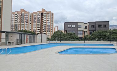 Apartamento de 3 alcobas y estudio en venta. Medellín, Loc Colores