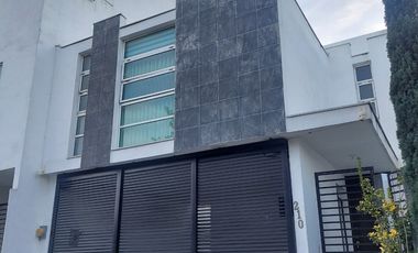 Casa Renta Cumbres Elite Monterrey Nuevo Leon