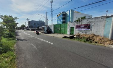 Pabrik Strategis Kawasan Jelakombo, Jombang