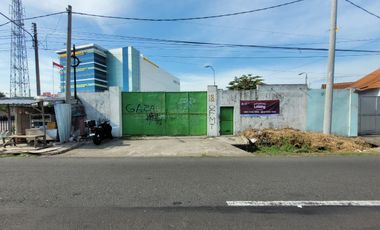 Pabrik Strategis Kawasan Jelakombo, Jombang