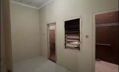 Disewakan Rumah 2 Lantai Siap Huni Di Pucang Anom Kertajaya Surabaya