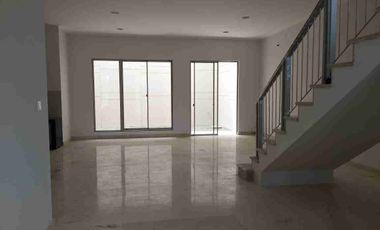 disewakan rumah PIK gold island 8x20