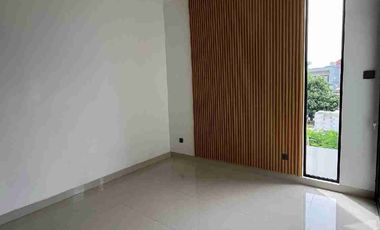 Rumah 2 lantai modern, siap huni di galaxy