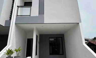 Rumah 2 lantai modern, siap huni di galaxy