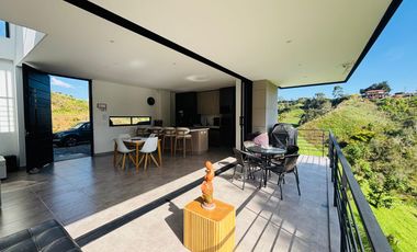 Venta de casa campestre en San Vicente Ferrer Vereda Chaparral, sector El Milagro