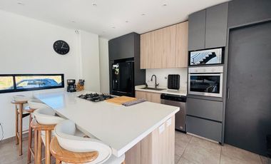 Venta de casa campestre en San Vicente Ferrer Vereda Chaparral, sector El Milagro