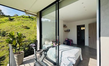 Venta de casa campestre en San Vicente Ferrer Vereda Chaparral, sector El Milagro