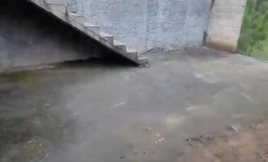 Venta de casa en obra negra con 664 metros de terreno