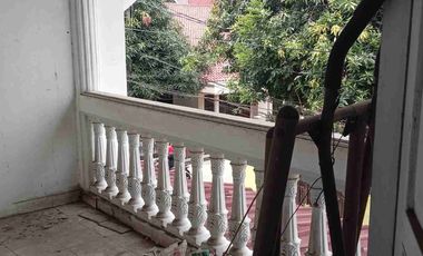 RUMAH DI JATIBENING BARU VINTAGE LUAS MURAH