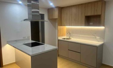 Renta Suite nueva por estrenar en centro norte de Quito 64m2