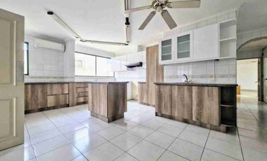 🟢ALQUILER ELEGANTE PENTHOUSE EN LOS CEIBOS -SECTOR ABIERTO🟢