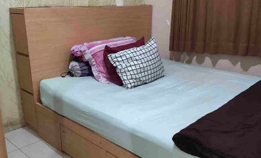 Apartemen Green Pramuka Sewa Mingguan 2 Kamar Tidur