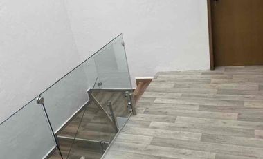 Casa en venta, amplios espacios y excelente iluminación natural