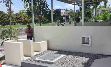 Minimalis 2 Lantai Dekat Surabaya