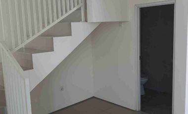 Minimalis 2 Lsntai Lengkap Perabot