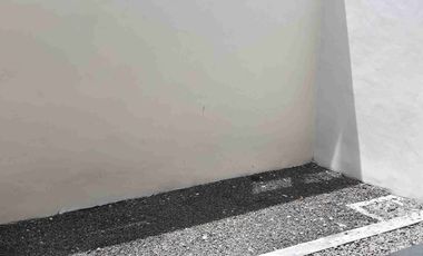 Minimalis 2 Lsntai Lengkap Perabot