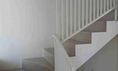 Minimalis 2 Lsntai Lengkap Perabot