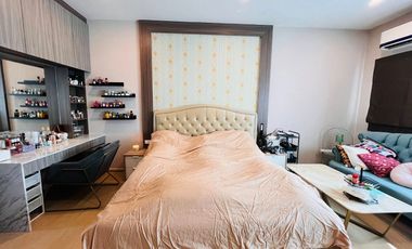 3 bedroom Townhouse for sale at Plex Onnut-Wongwaen