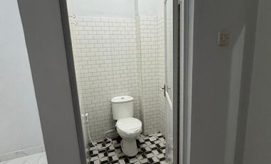 House for Yearly Rent - 5 Bedrooms, 2 Storey - Close to Warmadewa University