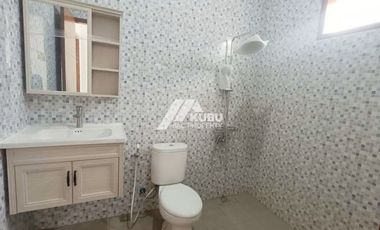 KBP1498  Charming Villa In a Safe and Quite Complex Area.