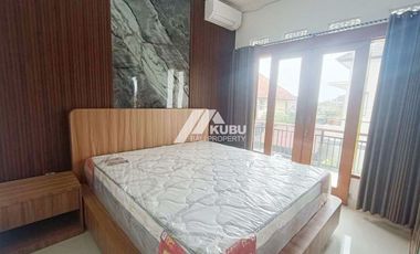 KBP1498  Charming Villa In a Safe and Quite Complex Area.