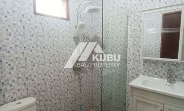 KBP1498  Charming Villa In a Safe and Quite Complex Area.