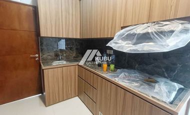 KBP1498  Charming Villa In a Safe and Quite Complex Area.