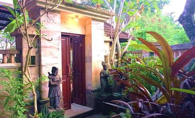 For Sale: Fully furnished private villa with swimming pool and green view — Tebongkang, Ubud