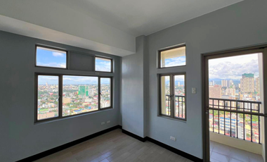 3 Bedroom Condo FOR SALE in Araneta City Quezon City Convertible to 2 Bedroom