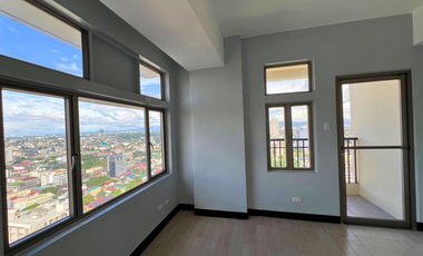 3 Bedroom Condo FOR SALE in Araneta City Quezon City Convertible to 2 Bedroom