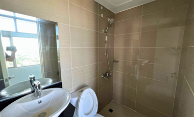 3 Bedroom Condo FOR SALE in Araneta City Quezon City Convertible to 2 Bedroom