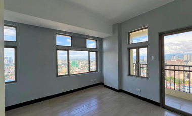 3 Bedroom Condo FOR SALE in Araneta City Quezon City Convertible to 2 Bedroom