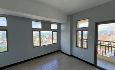 3 Bedroom Condo FOR SALE in Araneta City Quezon City Convertible to 2 Bedroom