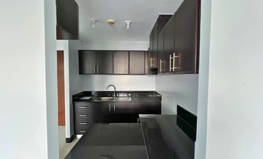 3 Bedroom Condo FOR SALE in Araneta City Quezon City Convertible to 2 Bedroom