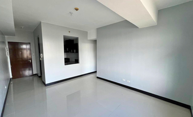 3 Bedroom Condo FOR SALE in Araneta City Quezon City Convertible to 2 Bedroom