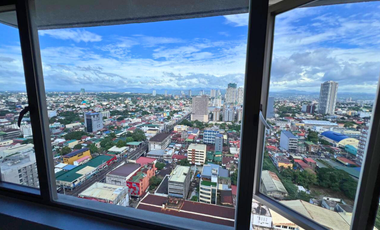 3 Bedroom Condo FOR SALE in Araneta City Quezon City Convertible to 2 Bedroom