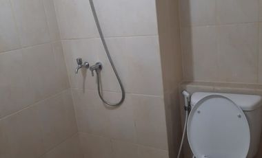 DISEWAKAN MURAH APARTEMEN SPRINGLAKE BEKASI FULL FURNISH BISA NEGO