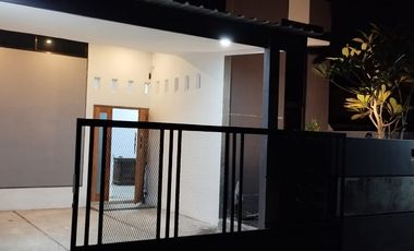 JUAL BU RUMAH 2 LANTAI SIAP HUNI 5KT TERMURAH di KLATEN KOTA