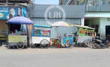 Ruko Bagus Samping Pasar Jalan Besar di Batujajar, Bandung, Jawa Barat
