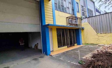 DI SEWAKAN Gudang rapi bagus siap pakai di kawasan taman tekno BSD