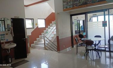 Gudang Huk Full Renovasi di Taman Tekno BSD Dekat Tol