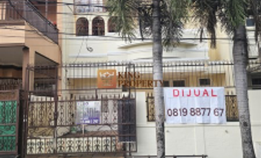 Dijual Rumah Komplek Green Garden Residence 2 Lantai Disegn Mediterranean Tropical House, Kawasan Rumah Elite Kedoya Jakarta Barat.