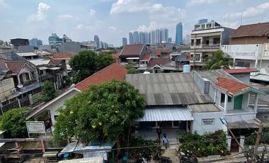 DIJUAL KOST AUTO CUAN BINUS SHM NETT HAMPIR 1 M/TAHUN